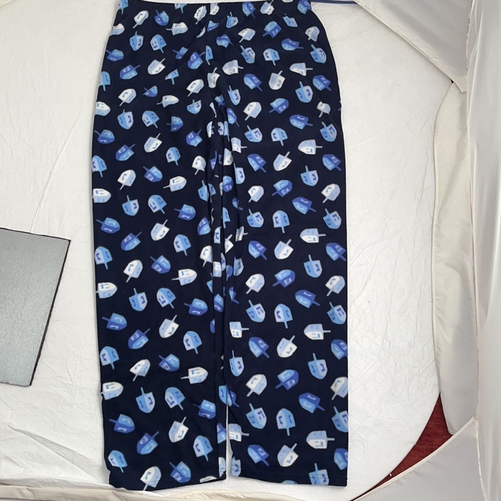 The Children’s Place men’s dreidel print navy fleece elastic waist pajamas